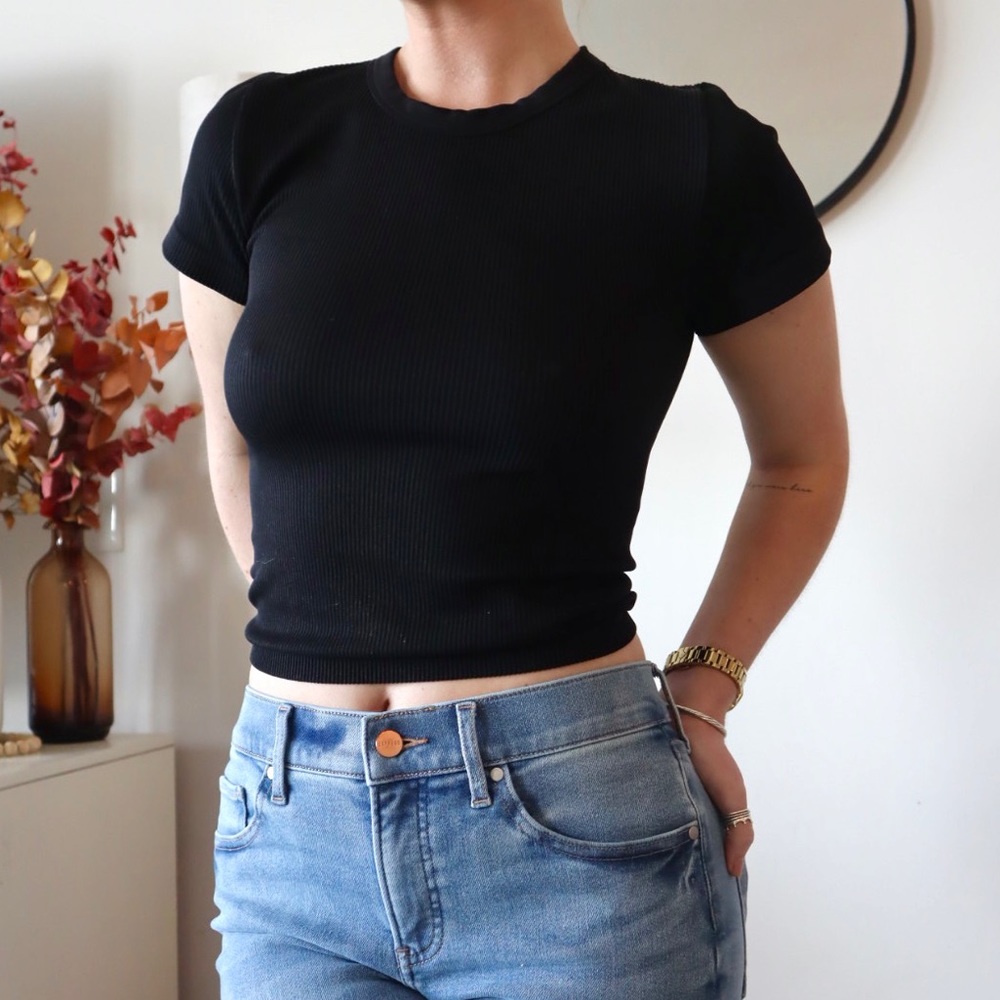 SKIMS - Black Ribbed Tee - Worn ONCE